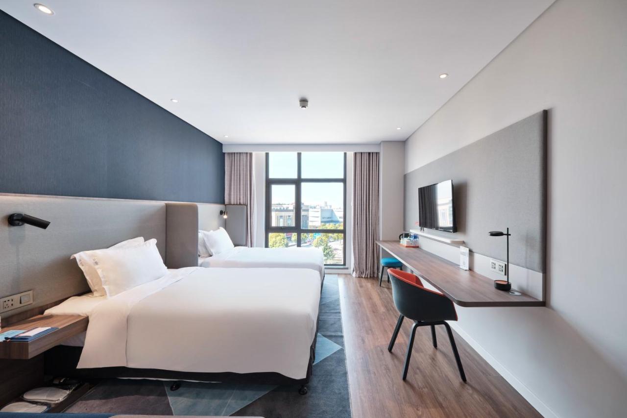 Holiday Inn Express Shanghai Hongqiao North By Ihg Fengbang Bagian luar foto